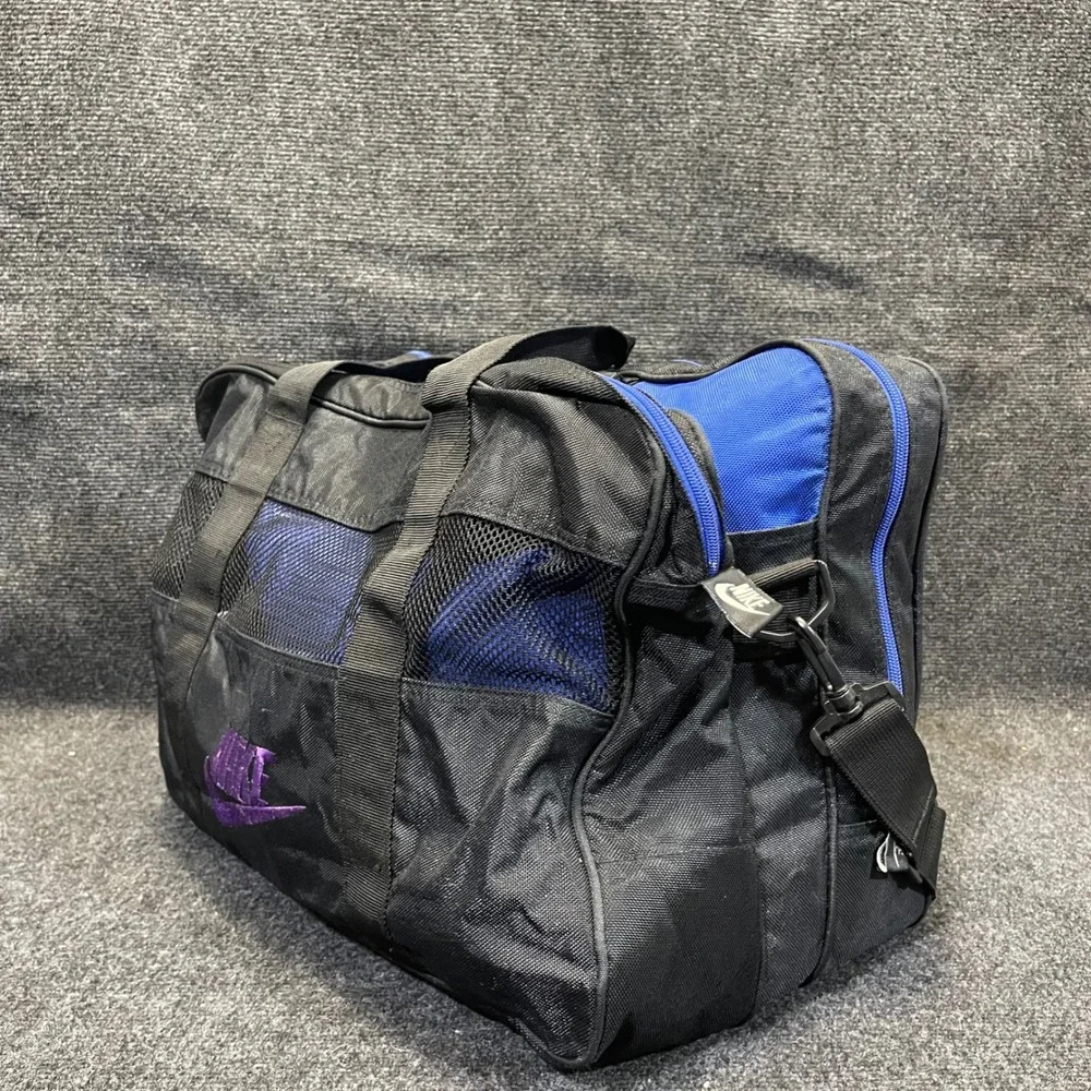 Nike F3-12-03-BTH Black/Blue Vintage Court Tennis Duffel Bag 100% Nylon Gym‎ Bag
